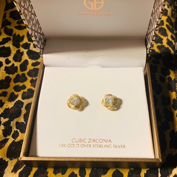 COPY - Ladies 18 Carat Gold Over Cubic Zirconia E… - Picture 3 of 4